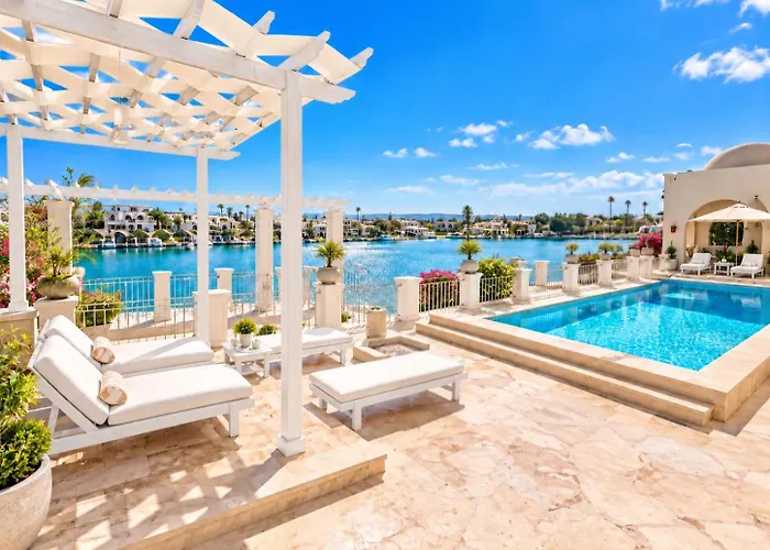 Beachfront - Heated Pool - Hill - Elgouna