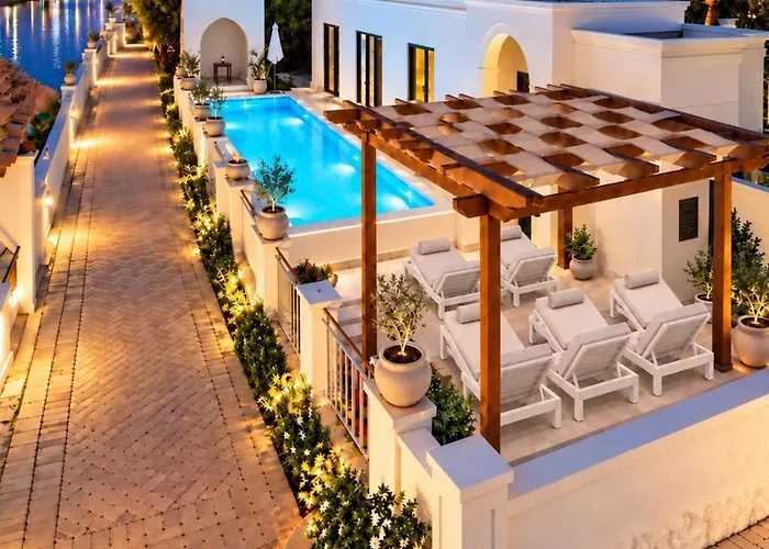 Beachfront - Heated Pool - Hill - Elgouna Ferienhaus Hurghada