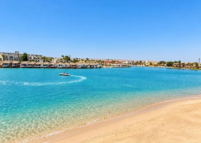 Beachfront - Heated Pool - Hill - Elgouna Hurghada