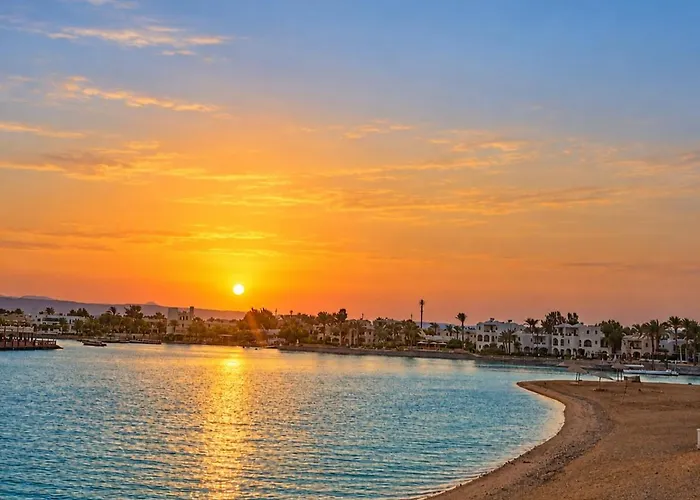 Beachfront - Heated Pool - Hill - Elgouna Ferienhaus Hurghada