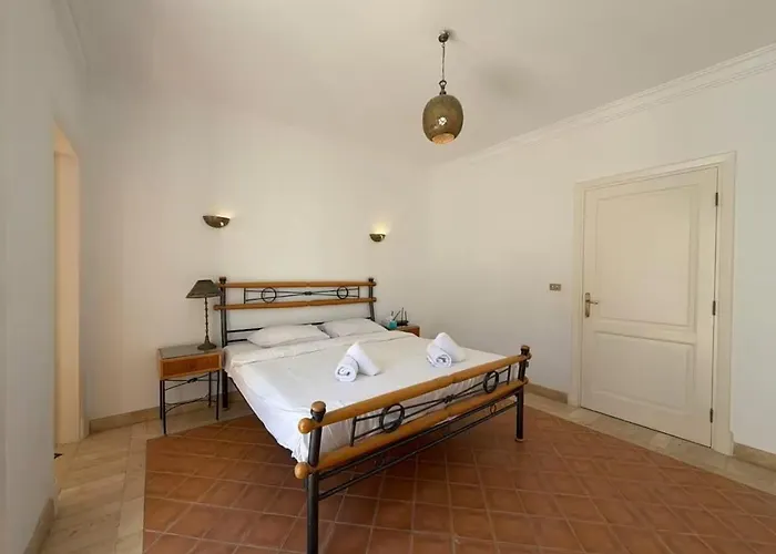 Beachfront - Heated Pool - Hill - Elgouna Ferienhaus