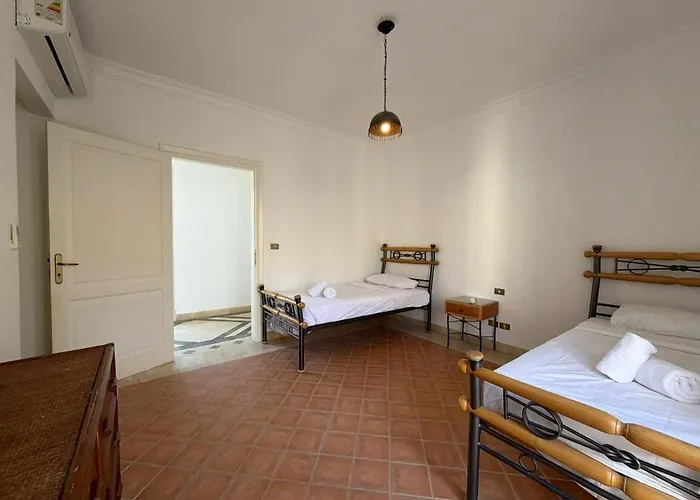 Ferienhaus Beachfront - Heated Pool - Hill - Elgouna *